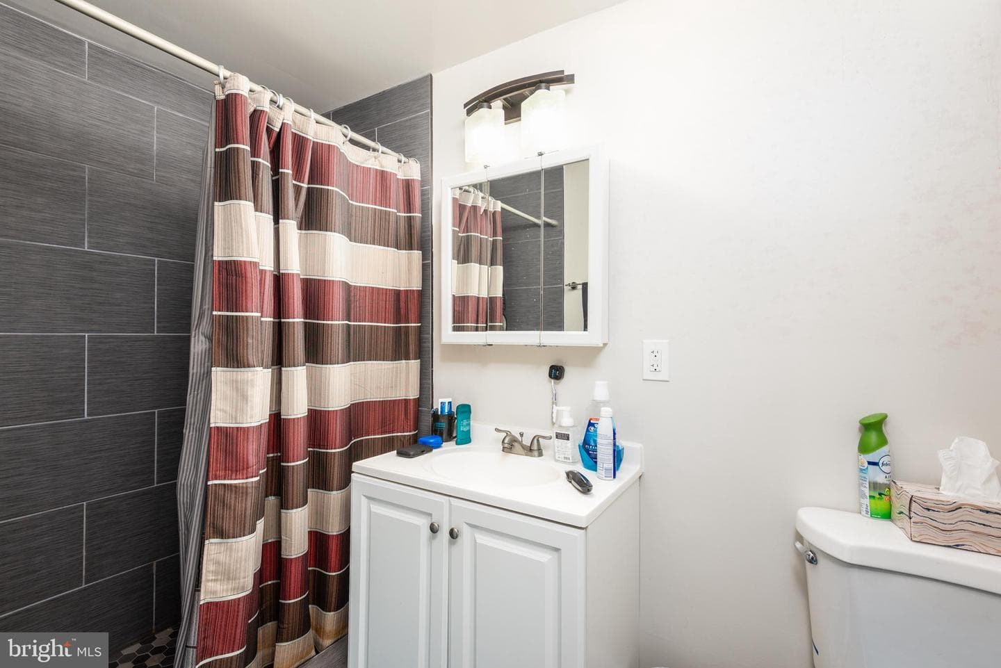 8202 Greenspire Terrace photo 20