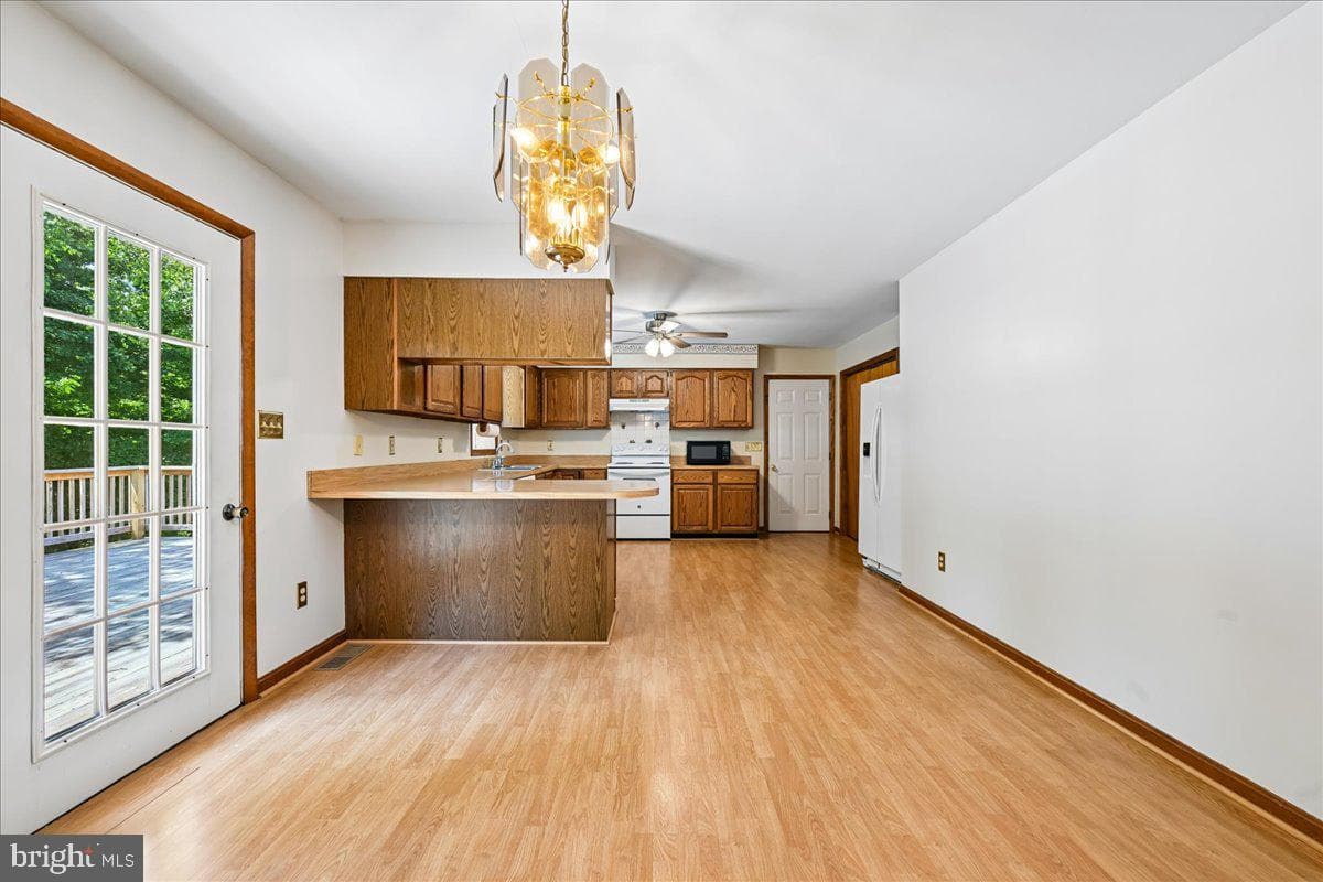 13245 Croom Road photo 20