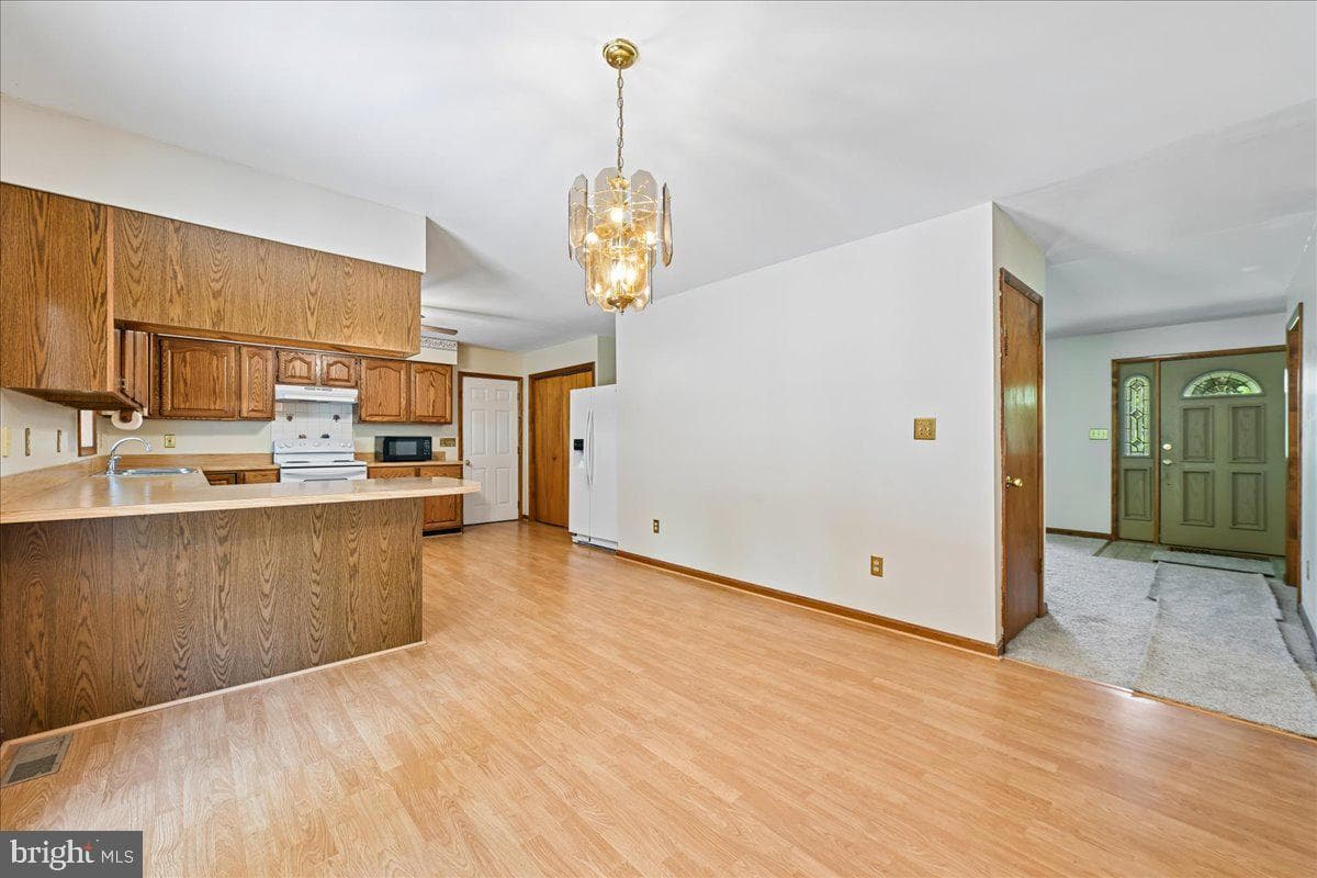 13245 Croom Road photo 21