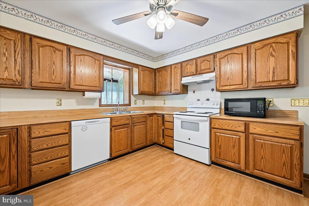 13245 Croom Road photo 24