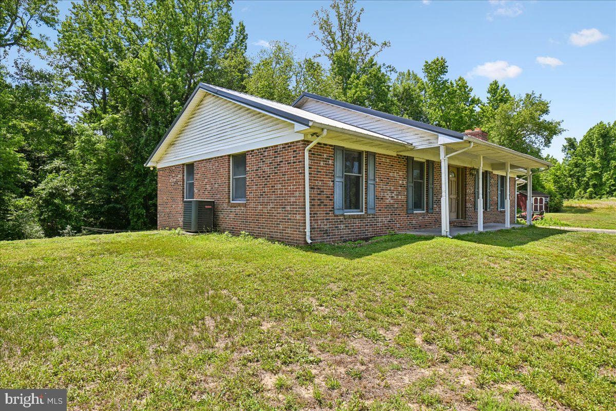 13245 Croom Road photo 4
