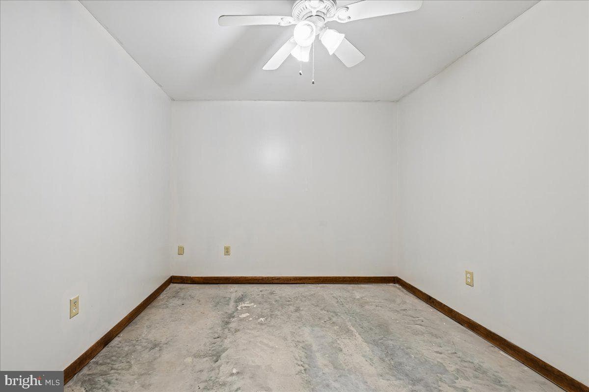 13245 Croom Road photo 50