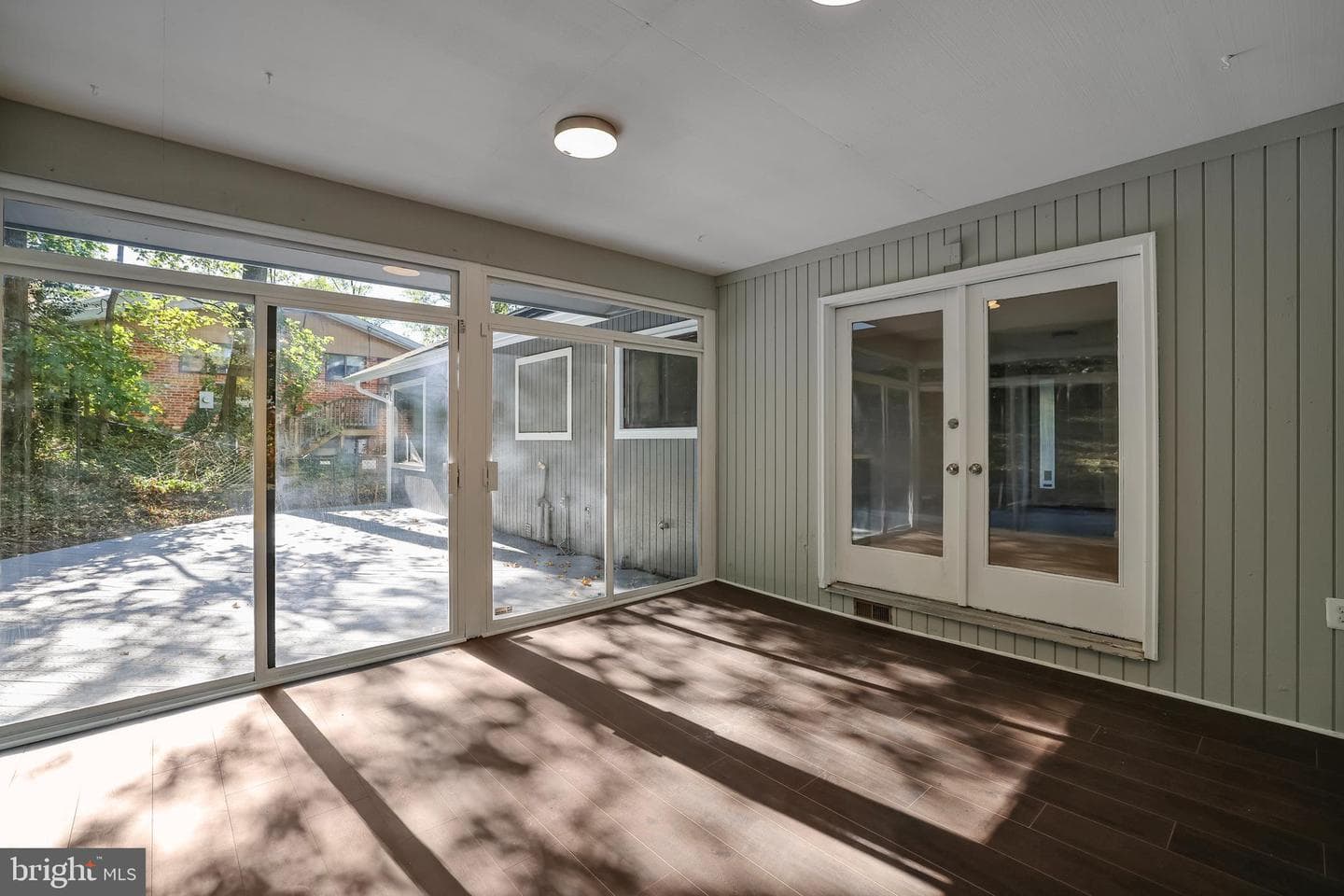 37 Lakeside Drive photo 14