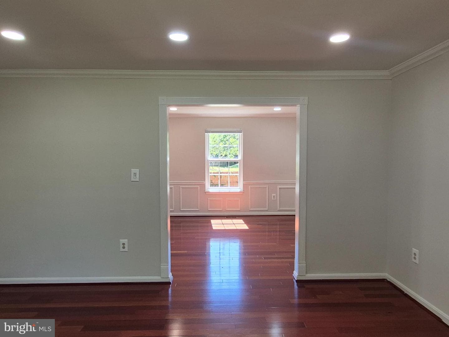 8106 Maxfield Drive photo 4