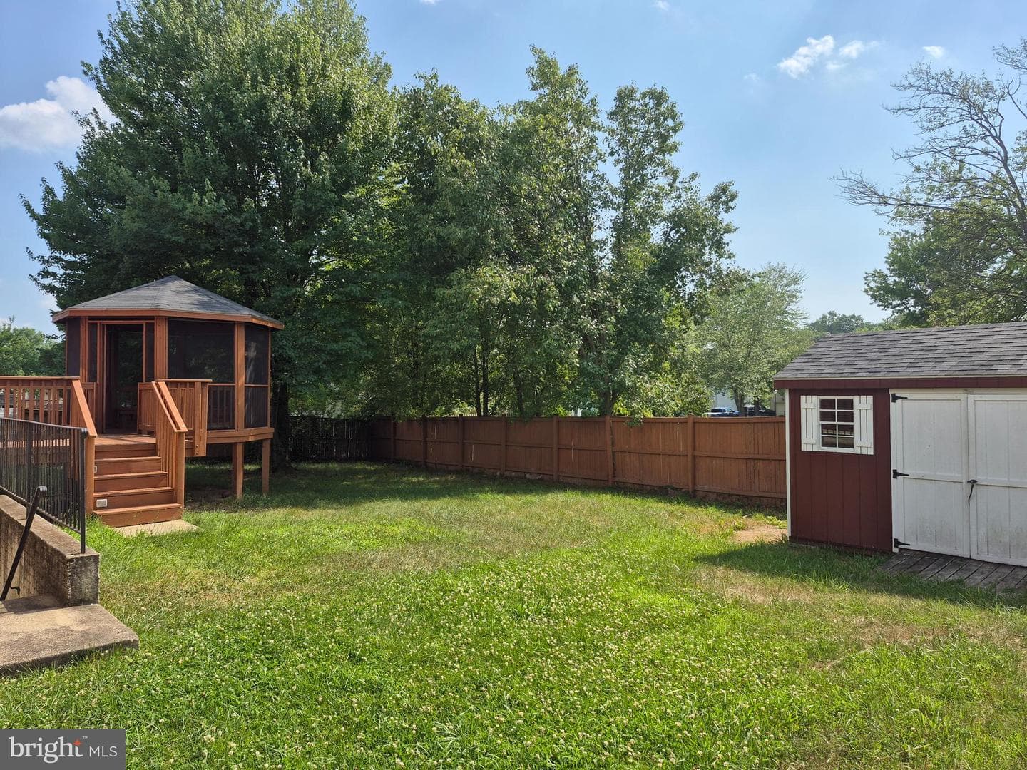 8106 Maxfield Drive photo 9
