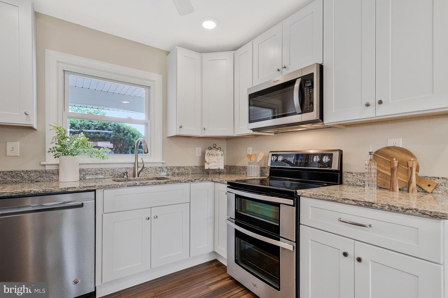 3907 Croydon Lane photo 8