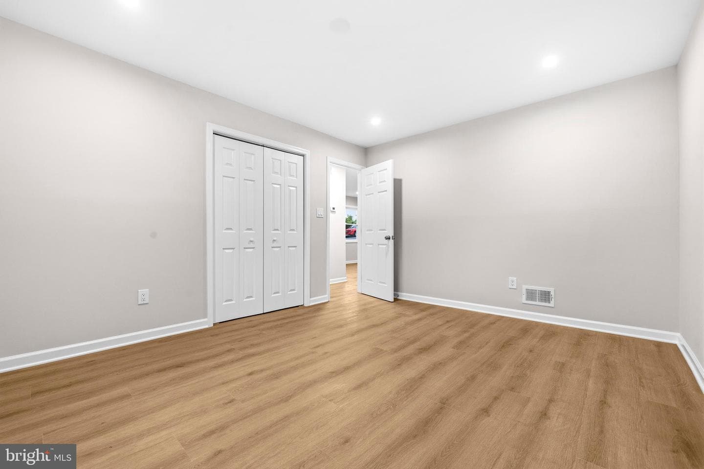 4836 66th Avenue photo 20