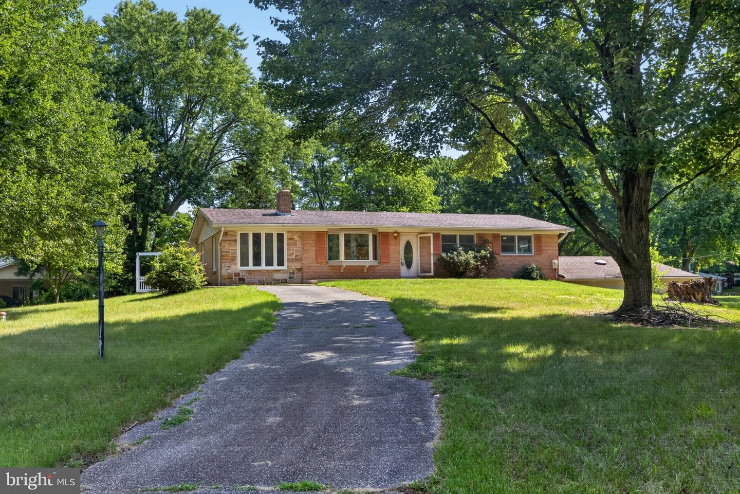 5611 Park Dr, Bowie