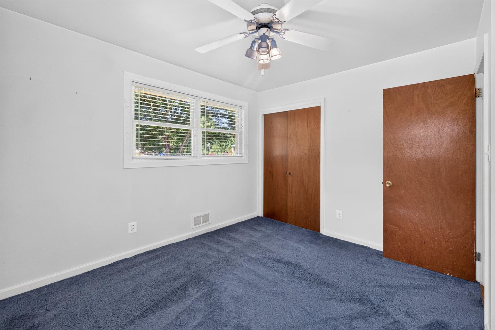 5611 Park Drive photo 27