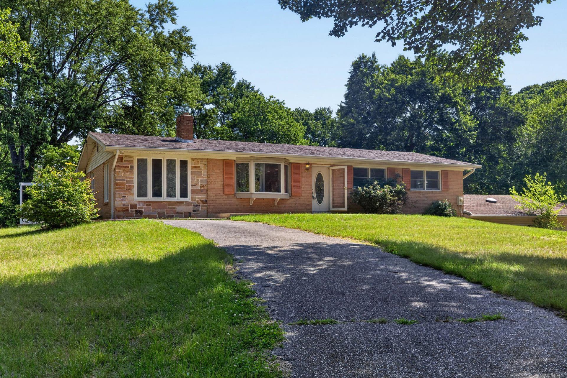 5611 Park Drive photo 3