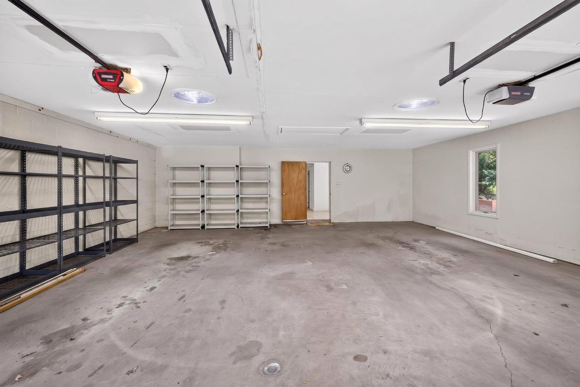5611 Park Drive photo 56