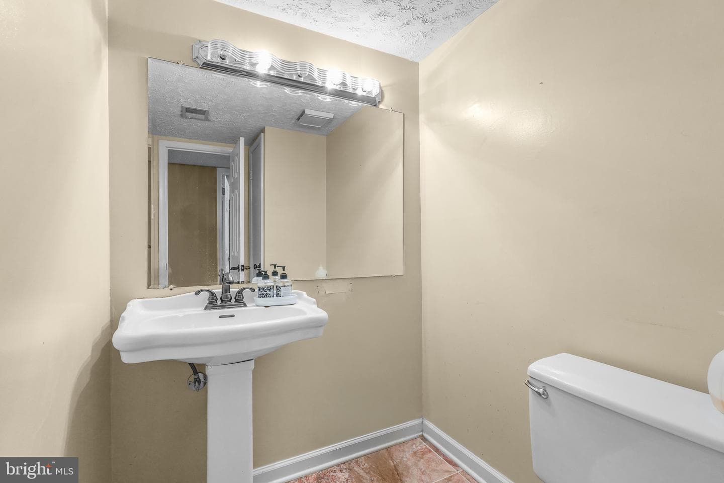 201 Swan Creek Road photo 14