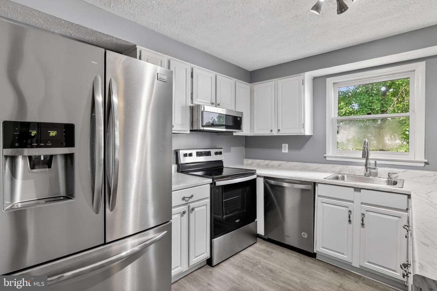 11223 Westport Drive photo 3