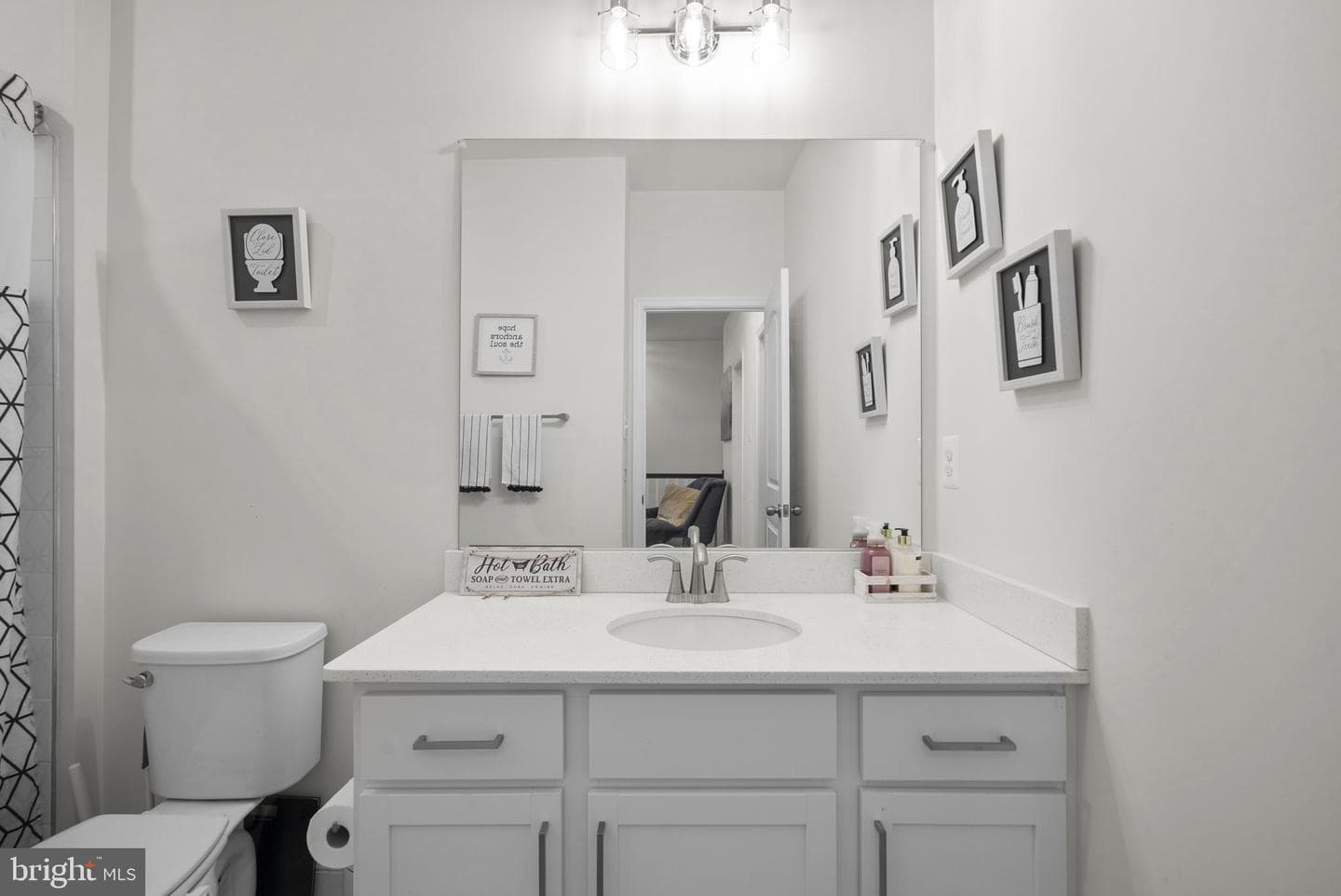 16374 Fife Way photo 34