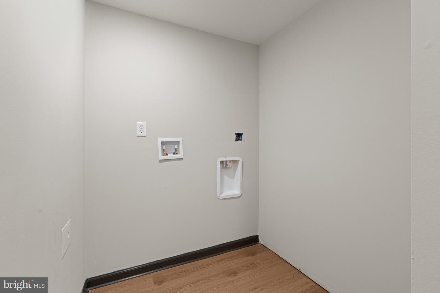 9706 Wyman Way photo 22