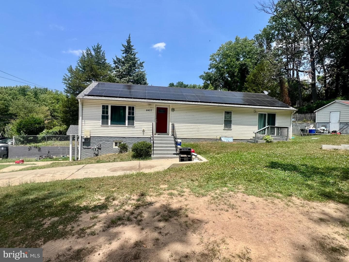 6407 59th Avenue, Riverdale