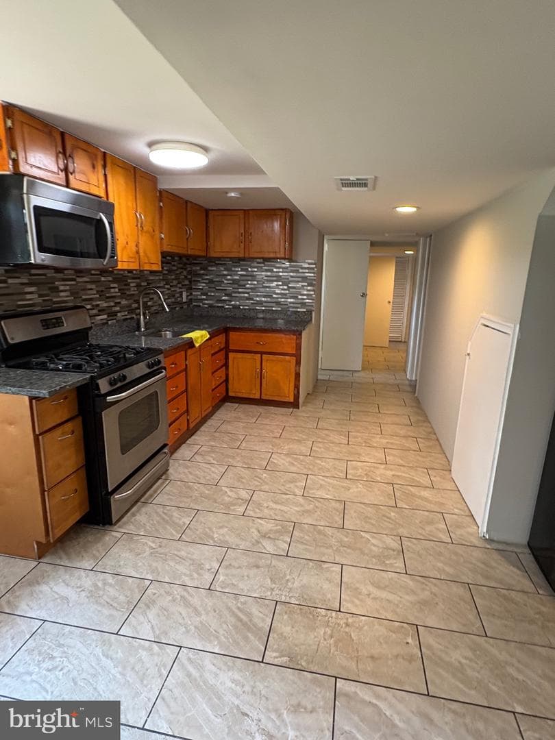 5900 John Adams Drive photo 50