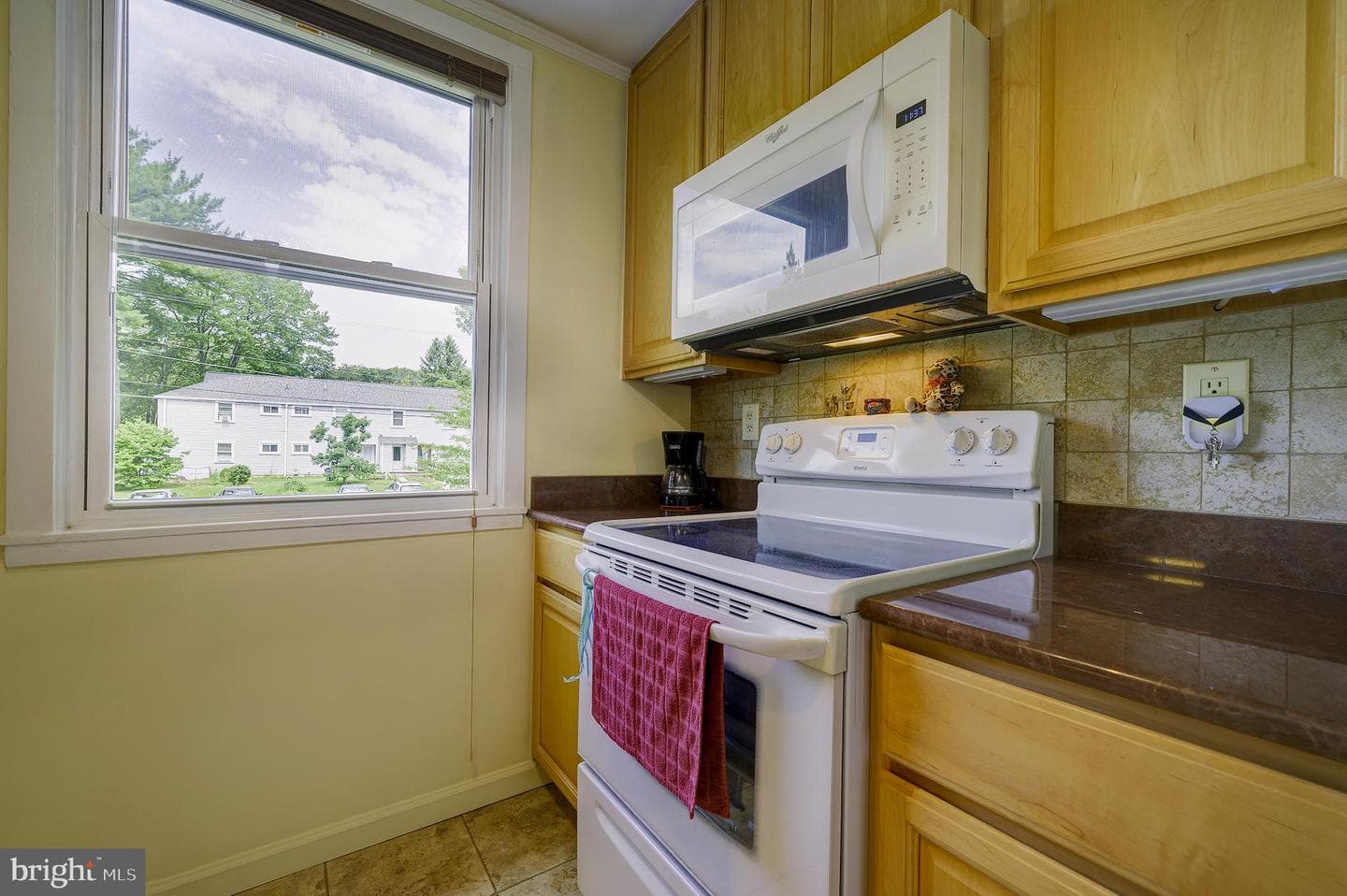 8 Laurel Hill Road photo 13