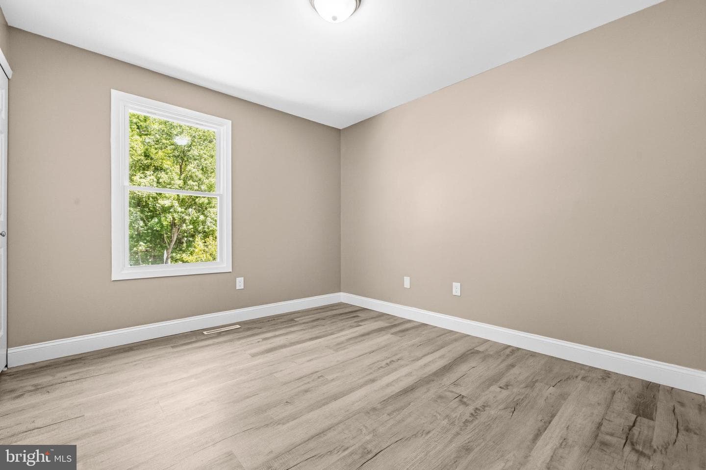 10107 Snowden Road photo 21