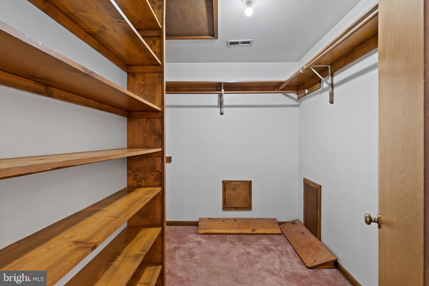 7517 Brooklyn Bridge Road photo 20
