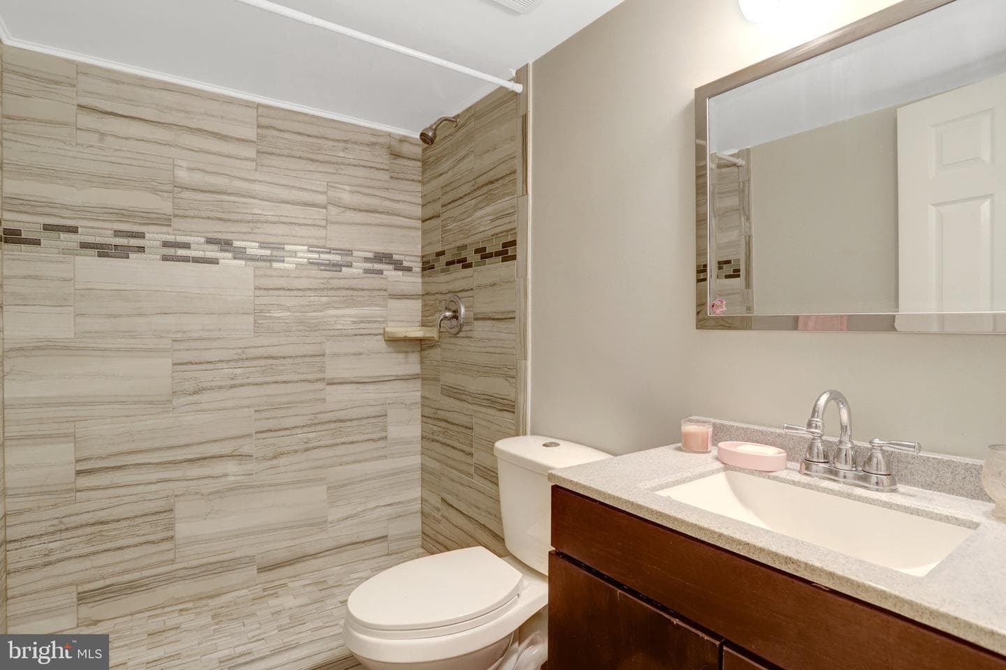 13803 Stroh Court photo 9