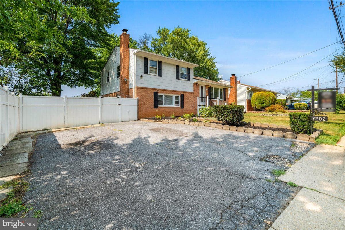 7202 Good Luck Road, Lanham