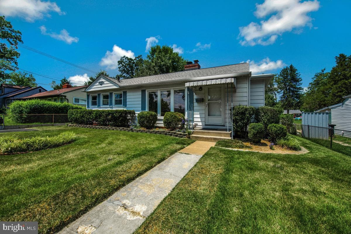 9410 Sheridan Street photo 3