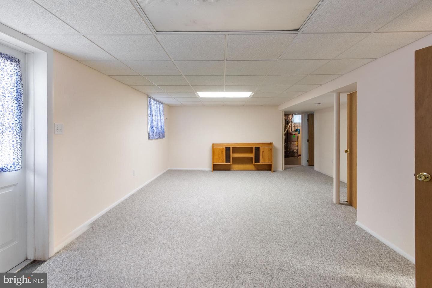 6011 Berwyn Road photo 29