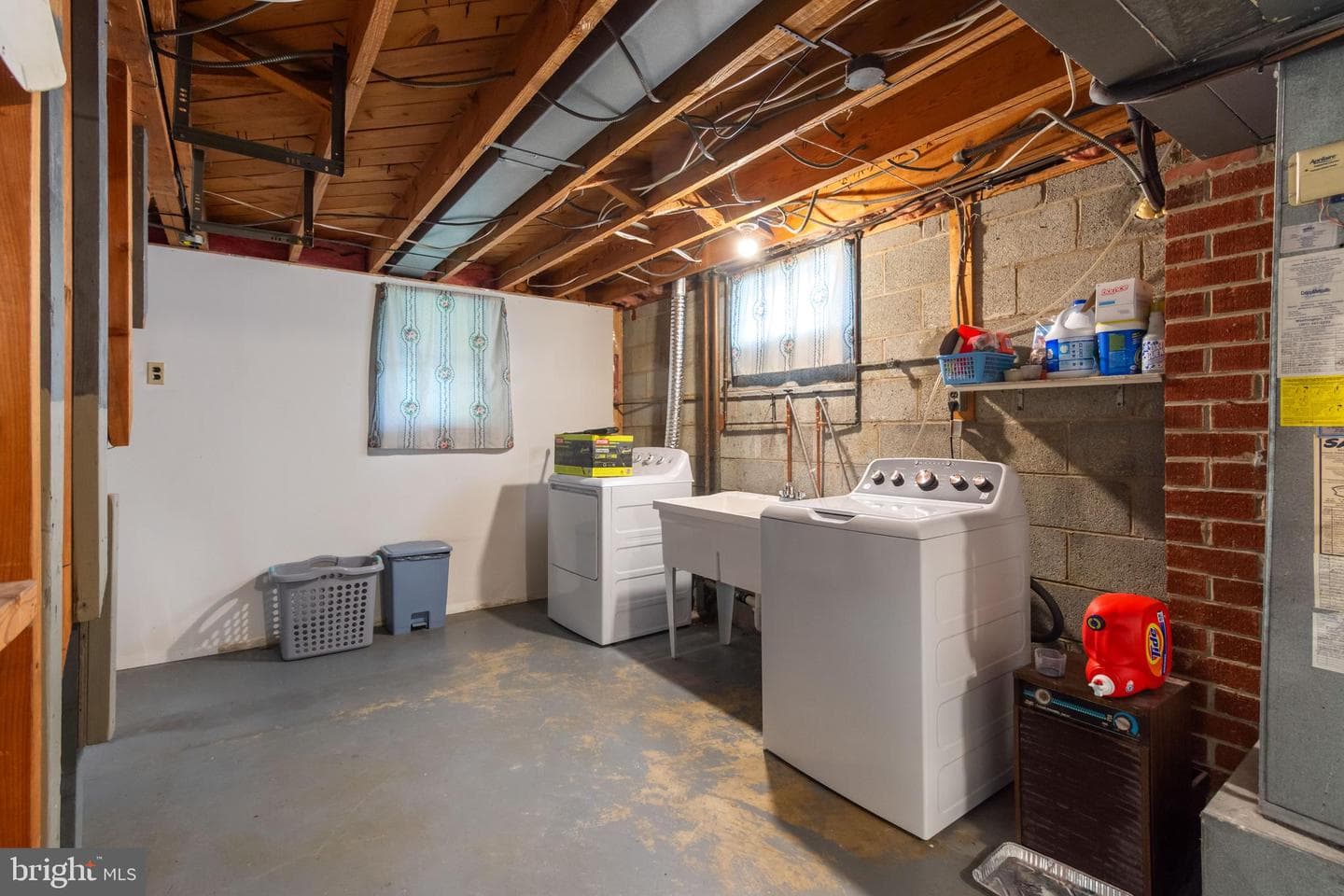6011 Berwyn Road photo 37