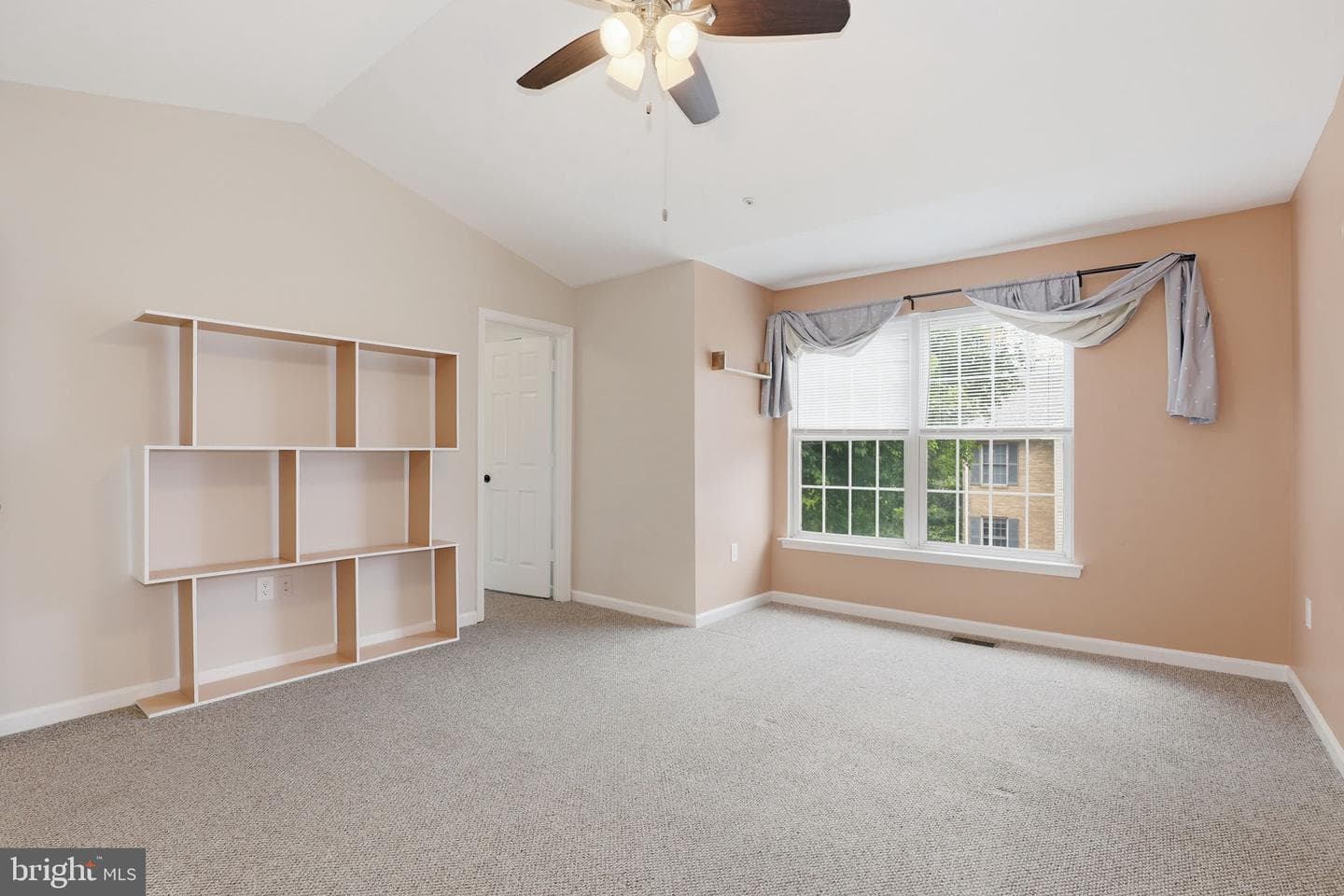 4712 Caddo Street photo 24