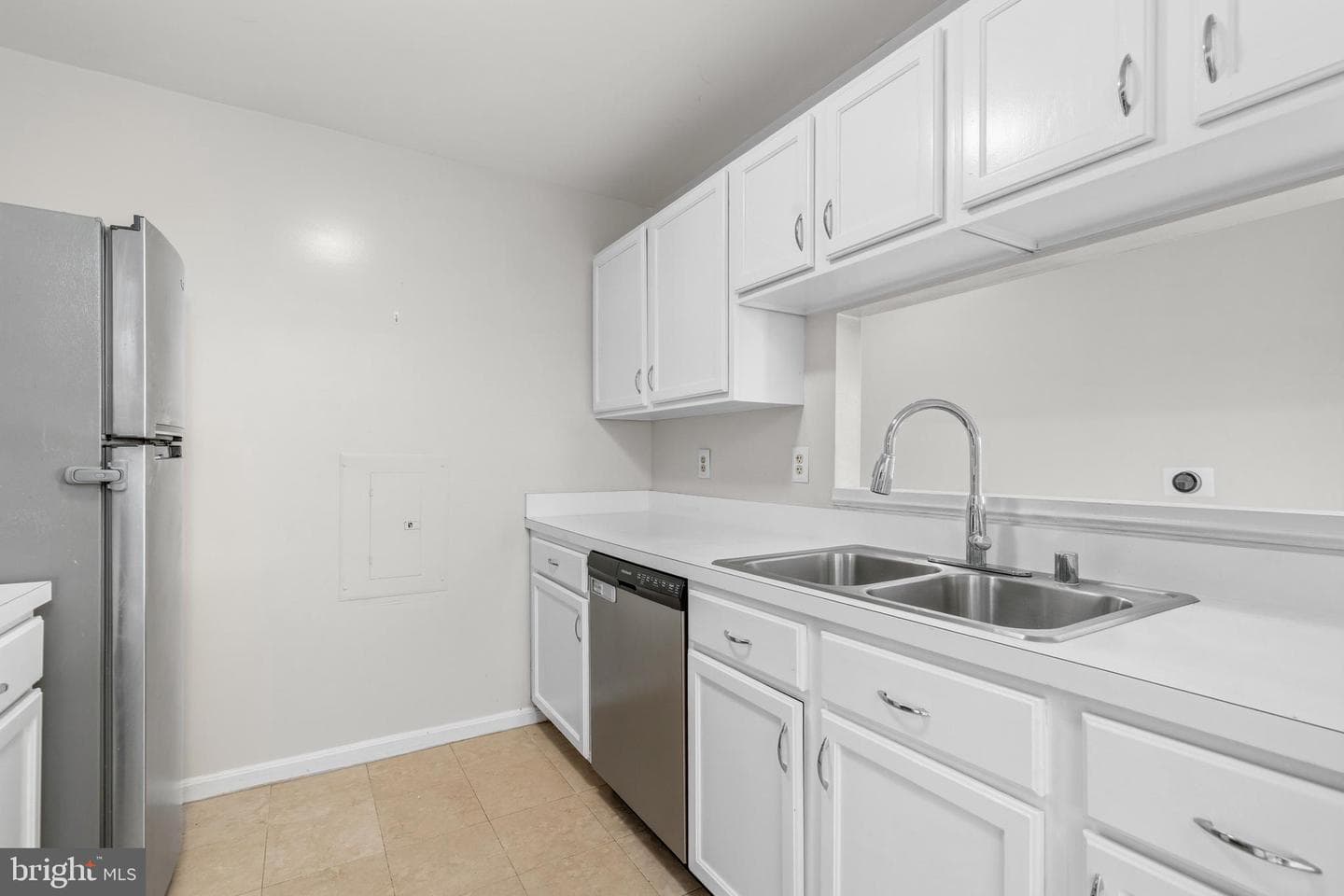 6640 Lake Park Drive #3b photo 18