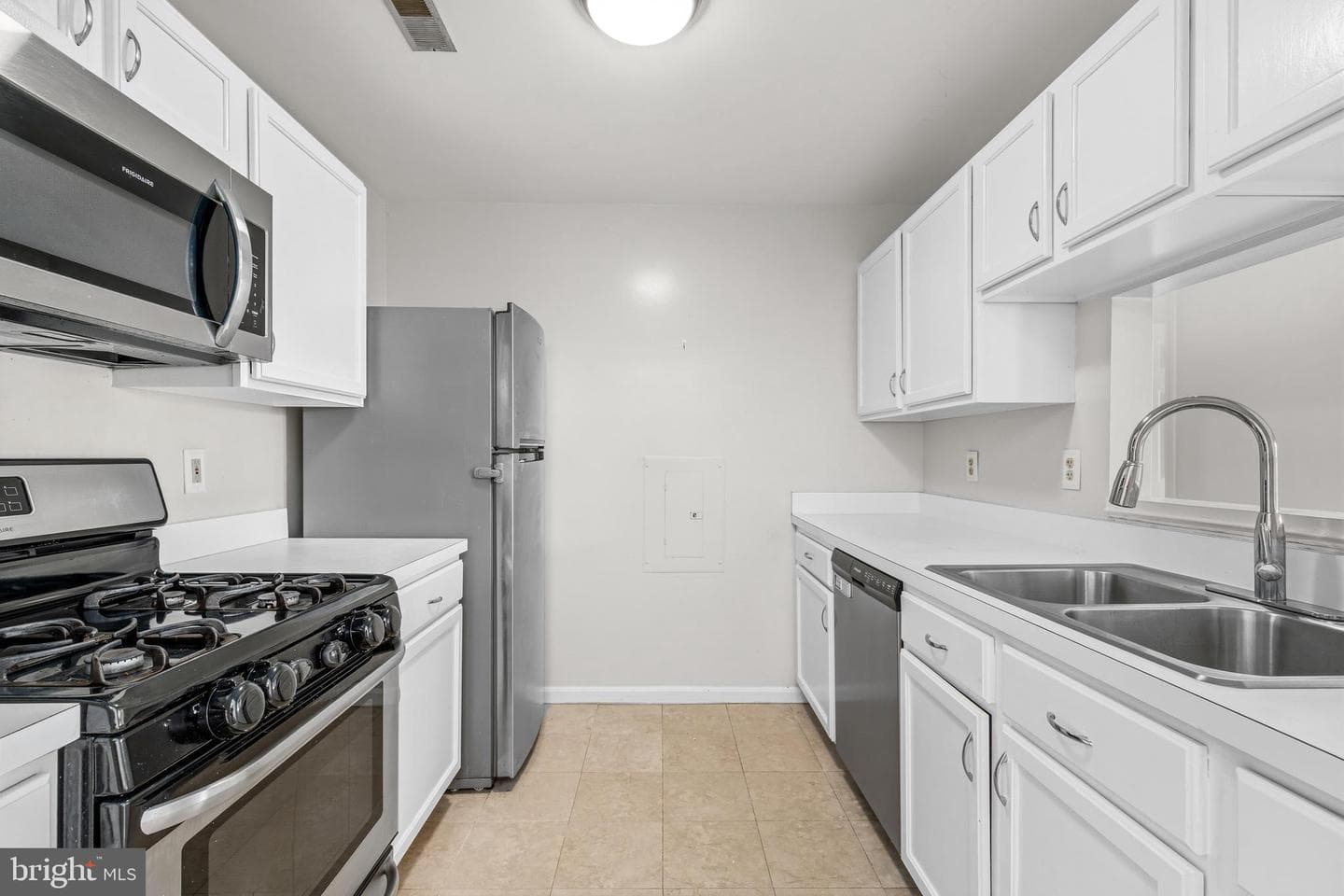 6640 Lake Park Drive #3b photo 19