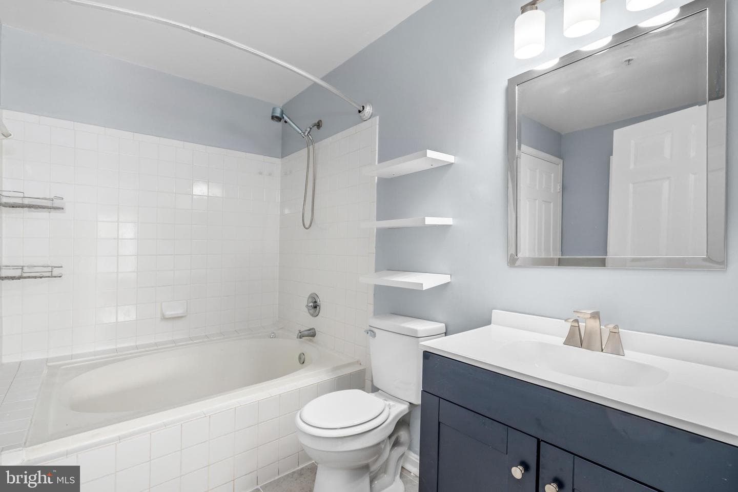 6640 Lake Park Drive #3b photo 26