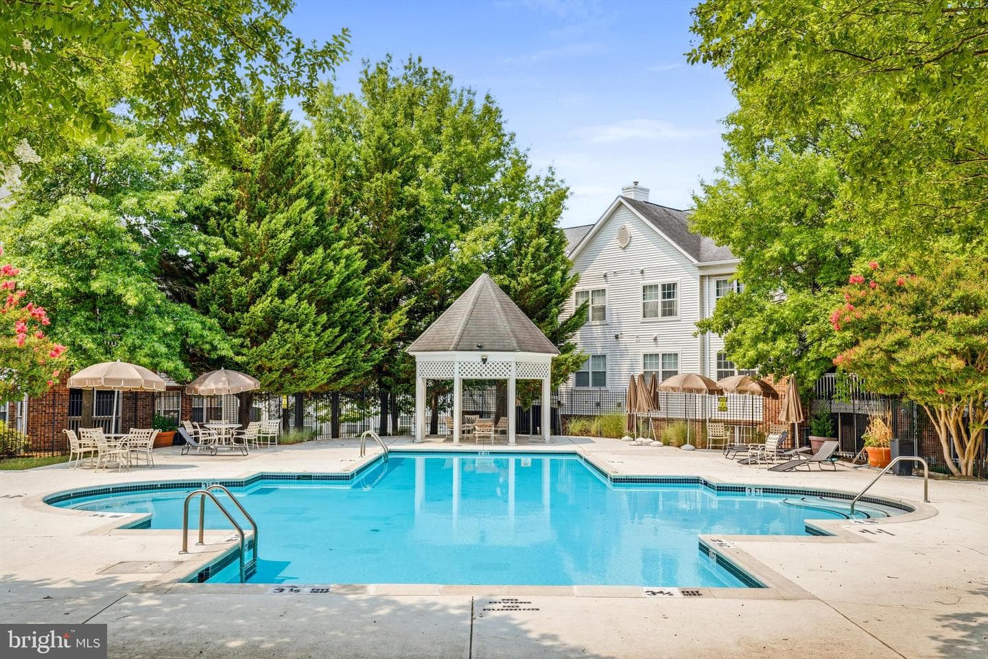 6640 Lake Park Drive #3b photo 31