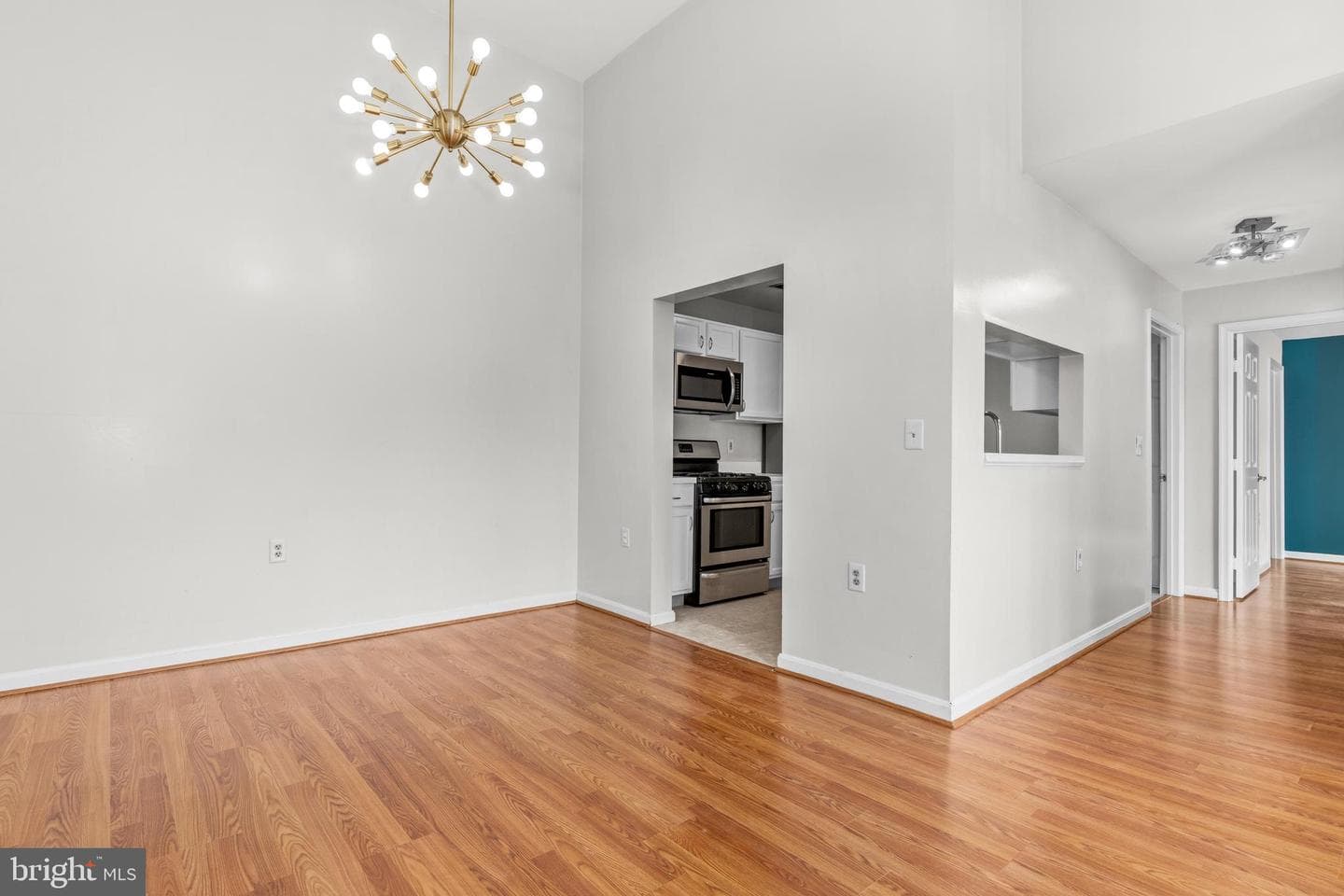 6640 Lake Park Drive #3b photo 7