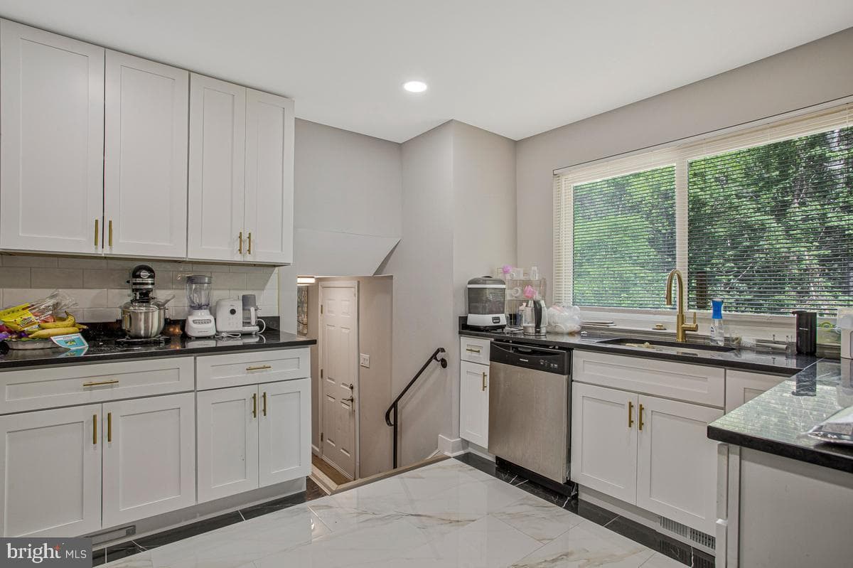 11306 Sherrington Ct photo 7