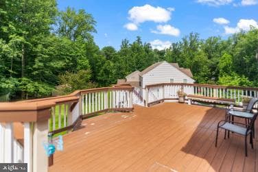 8418 Poplar Hill Drive photo 8
