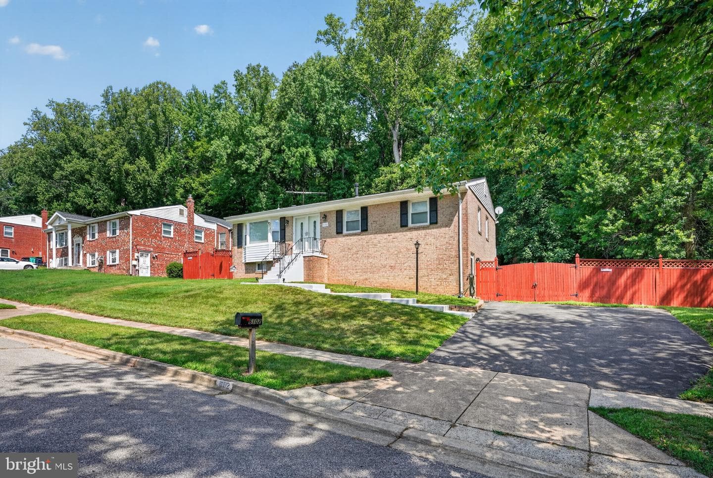 6102 Brooke Jane Drive, Clinton