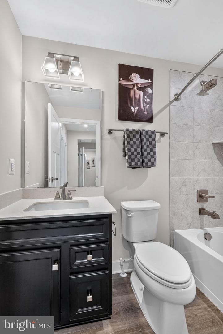 170 Lawndale Drive photo 25