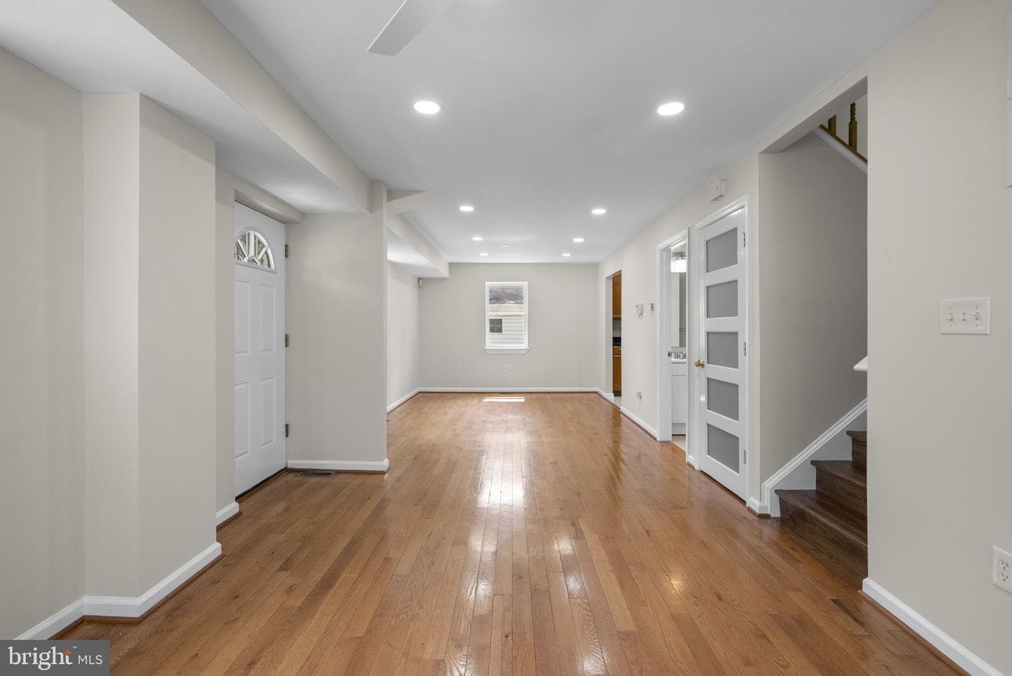 9410 Washington Boulevard photo 6