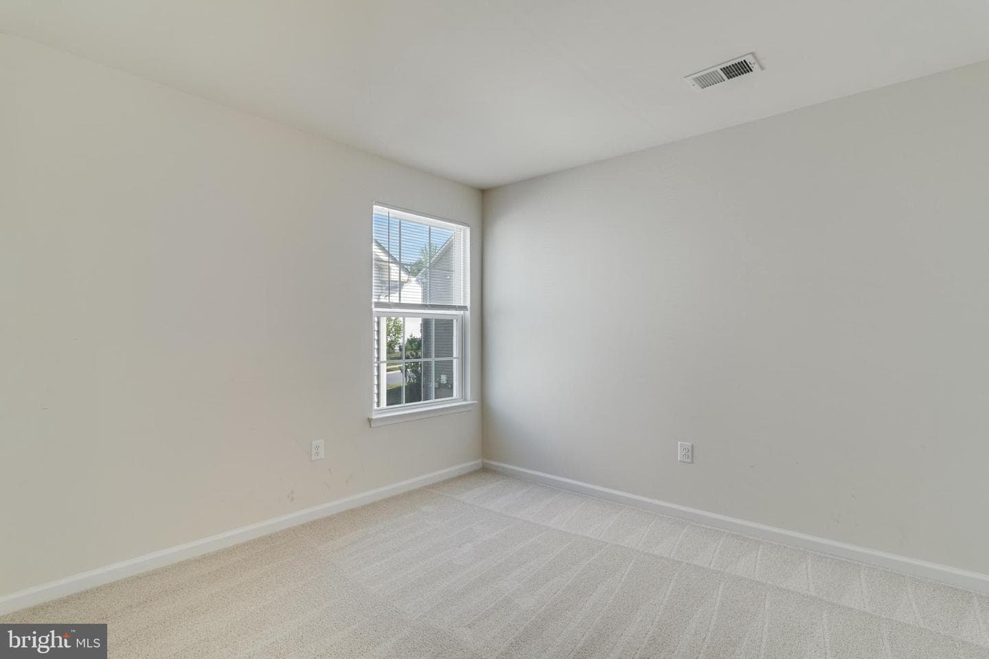 3002 Winterbourne Drive photo 14