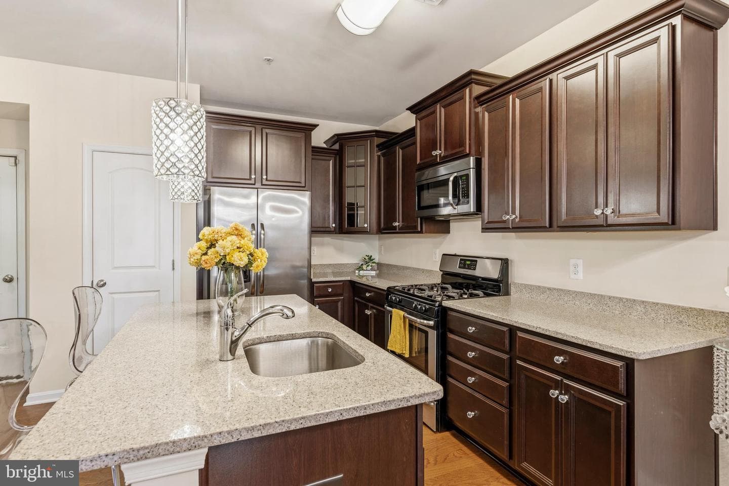 2643 Campus Way N photo 11