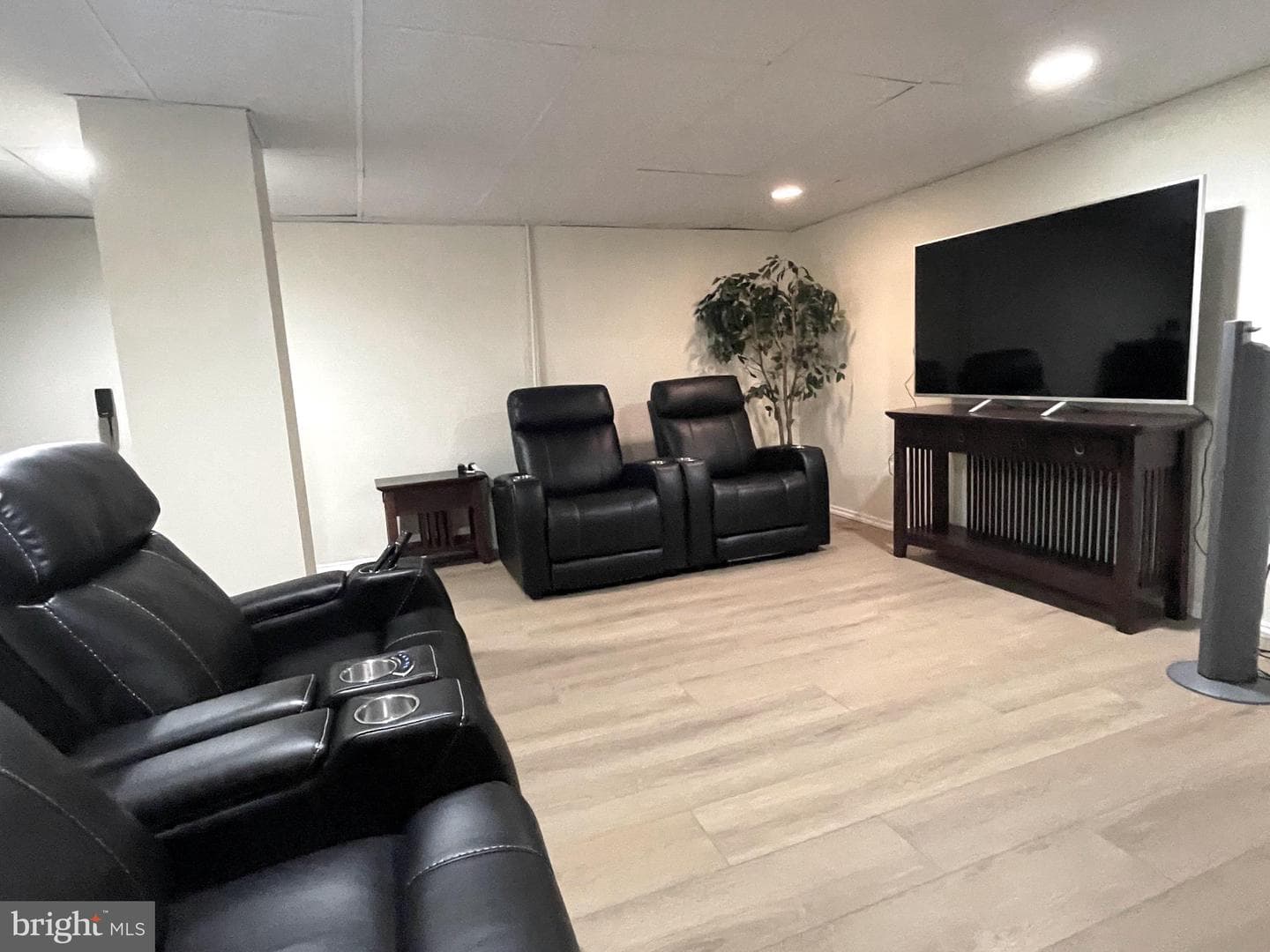 11007 Phillips Dr photo 10