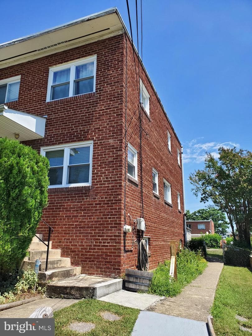 8311 Navahoe Drive, Silver Spring