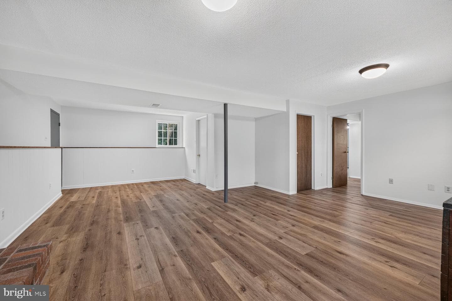 8601 Briarwood Court photo 25