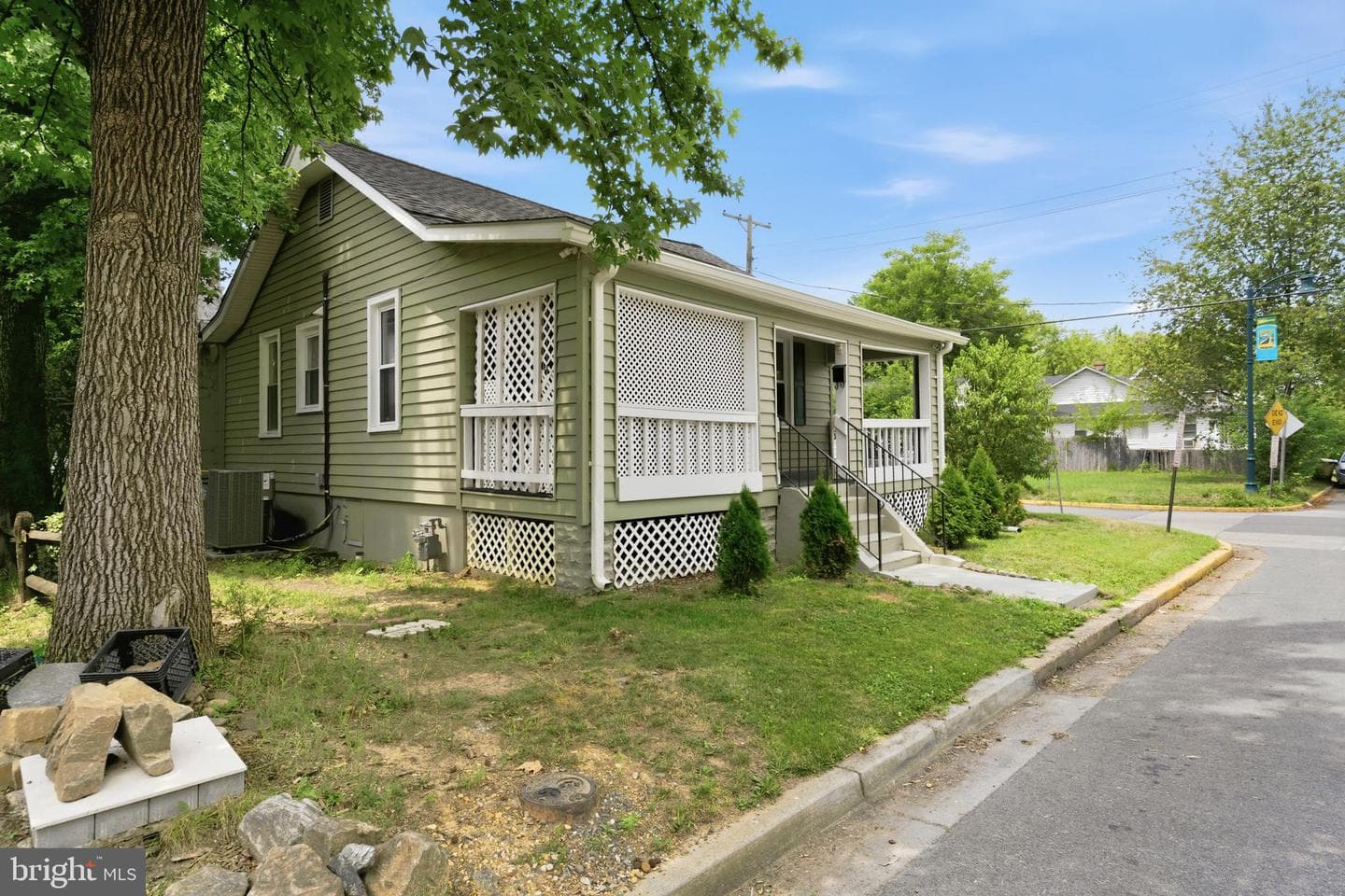5113 Crittenden Street photo 4