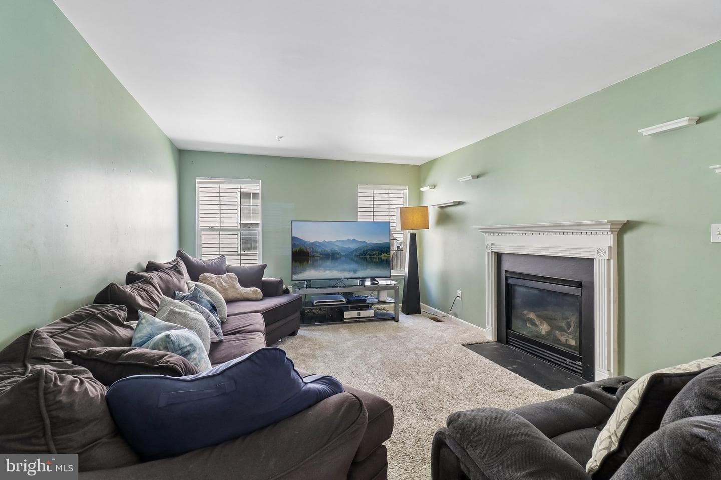 16114 Eckhart Road photo 10