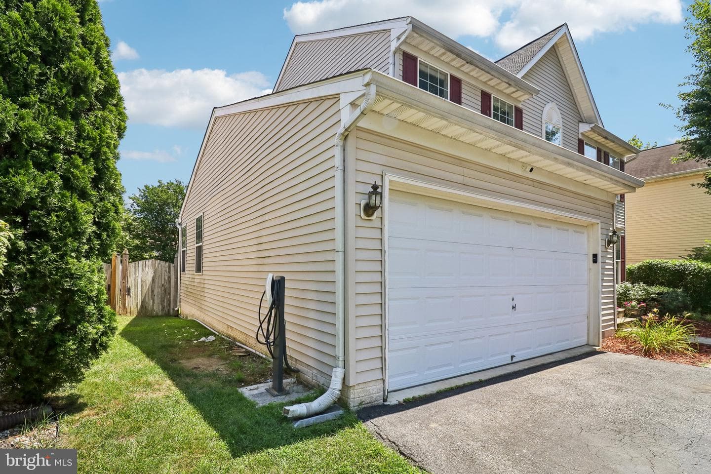 16114 Eckhart Road photo 4