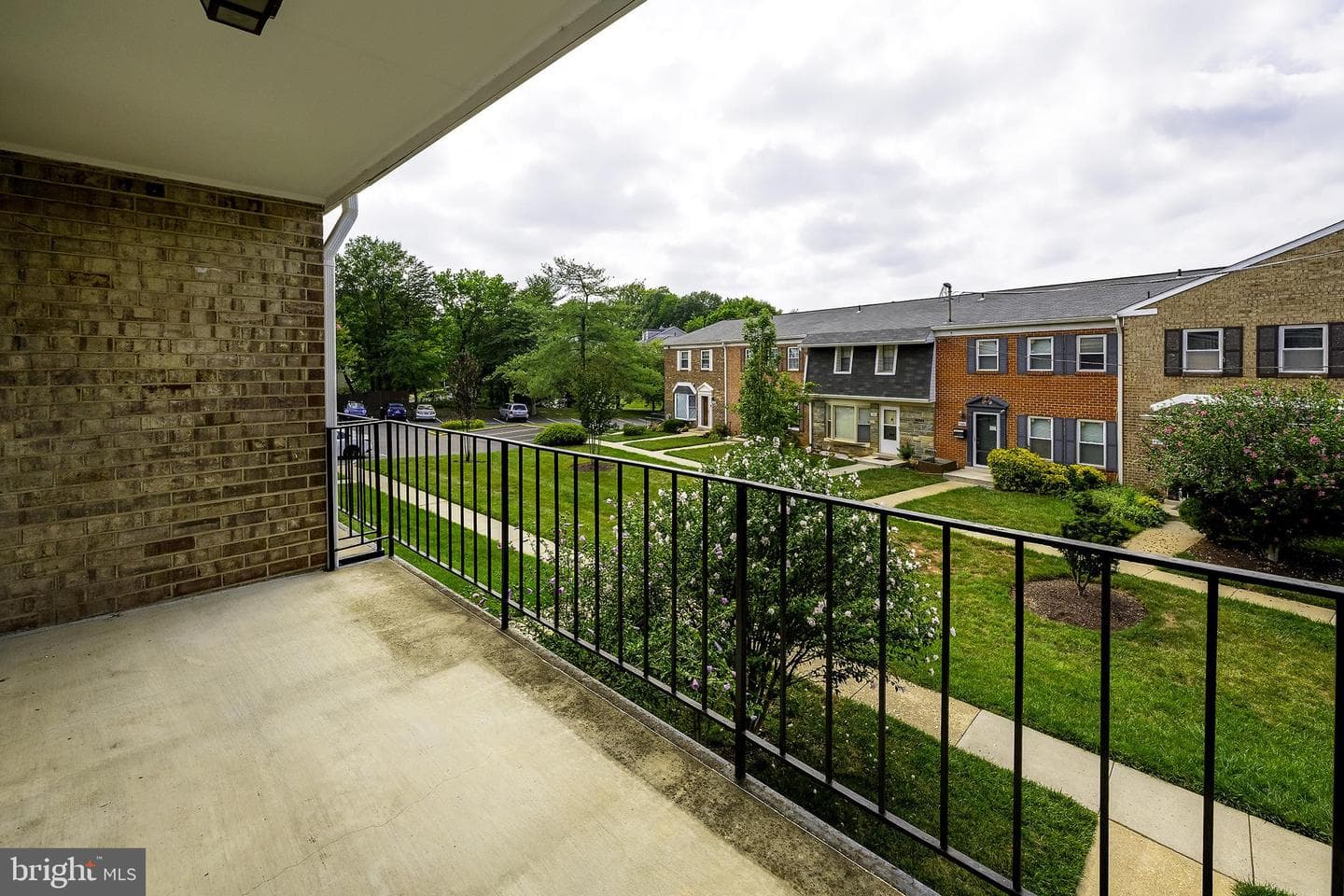 7950 Lakecrest Drive photo 32