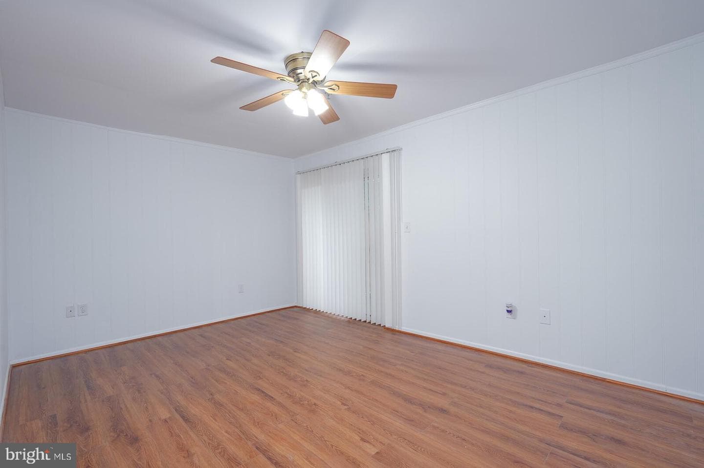 9909 Royal Commerce Place photo 23